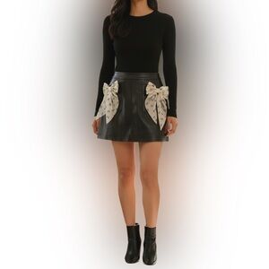 NWT Hunter & Browa Faux Leather Mini Skirt